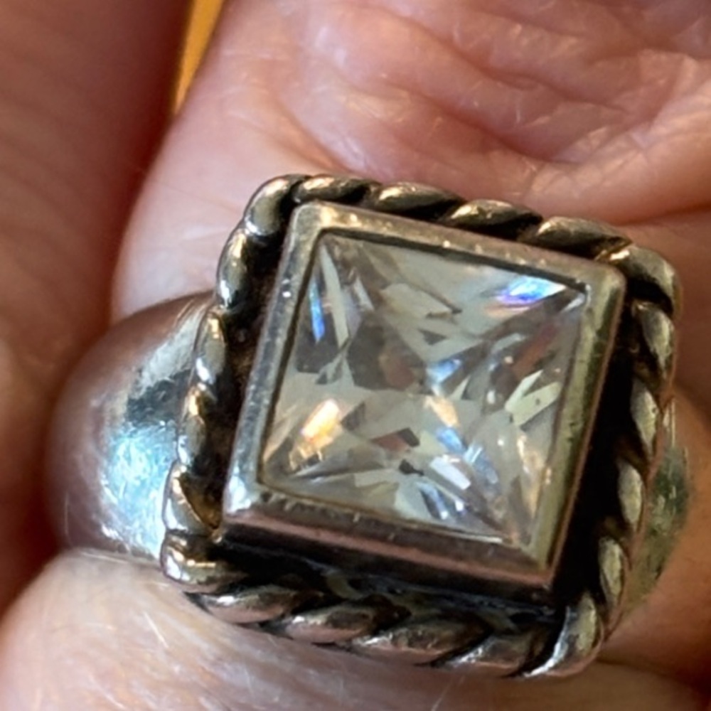 Silpada Sterling Silver Ring with Clear Square Gemstone - Picture 4 of 7